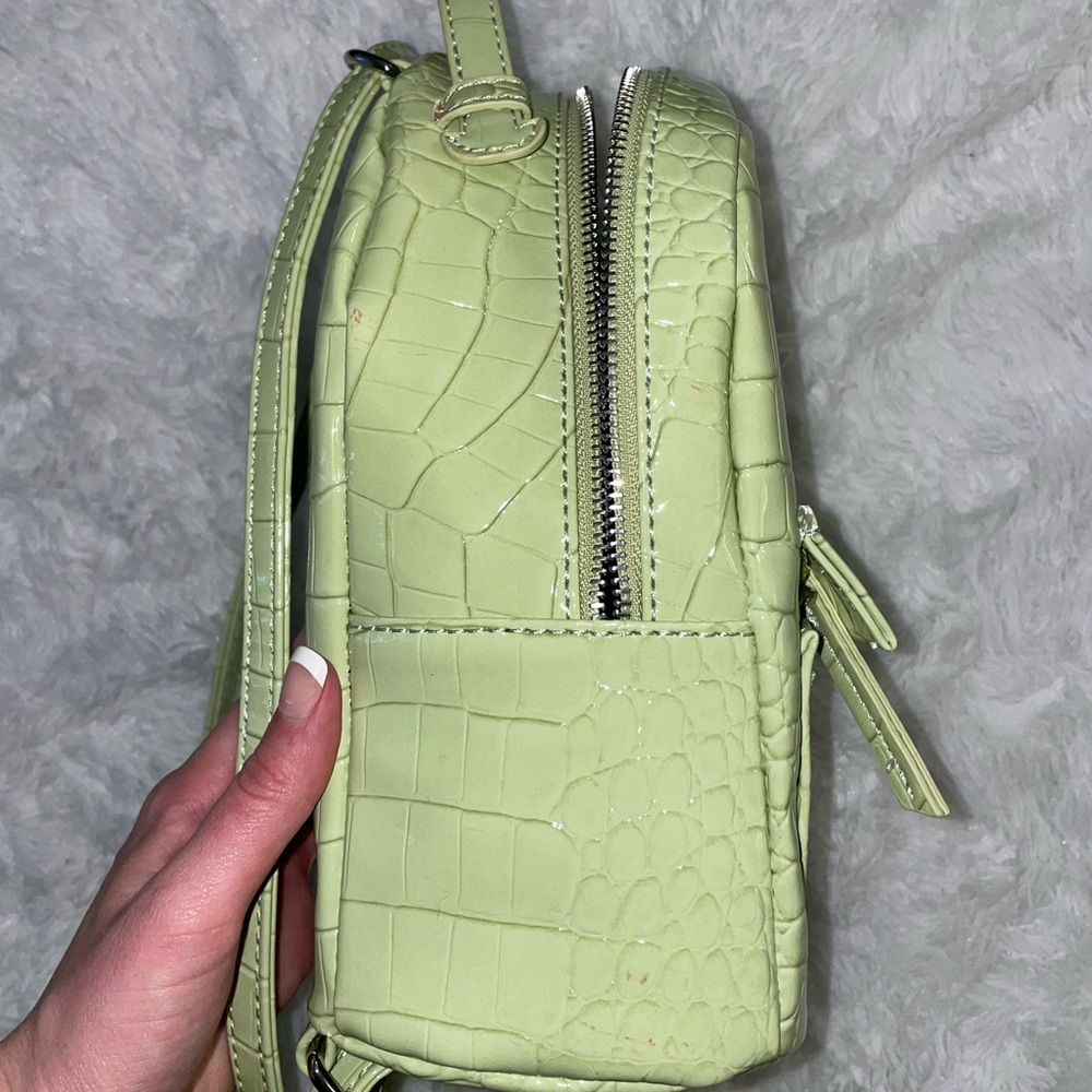 Light green mini backpack - Picture 6 of 8